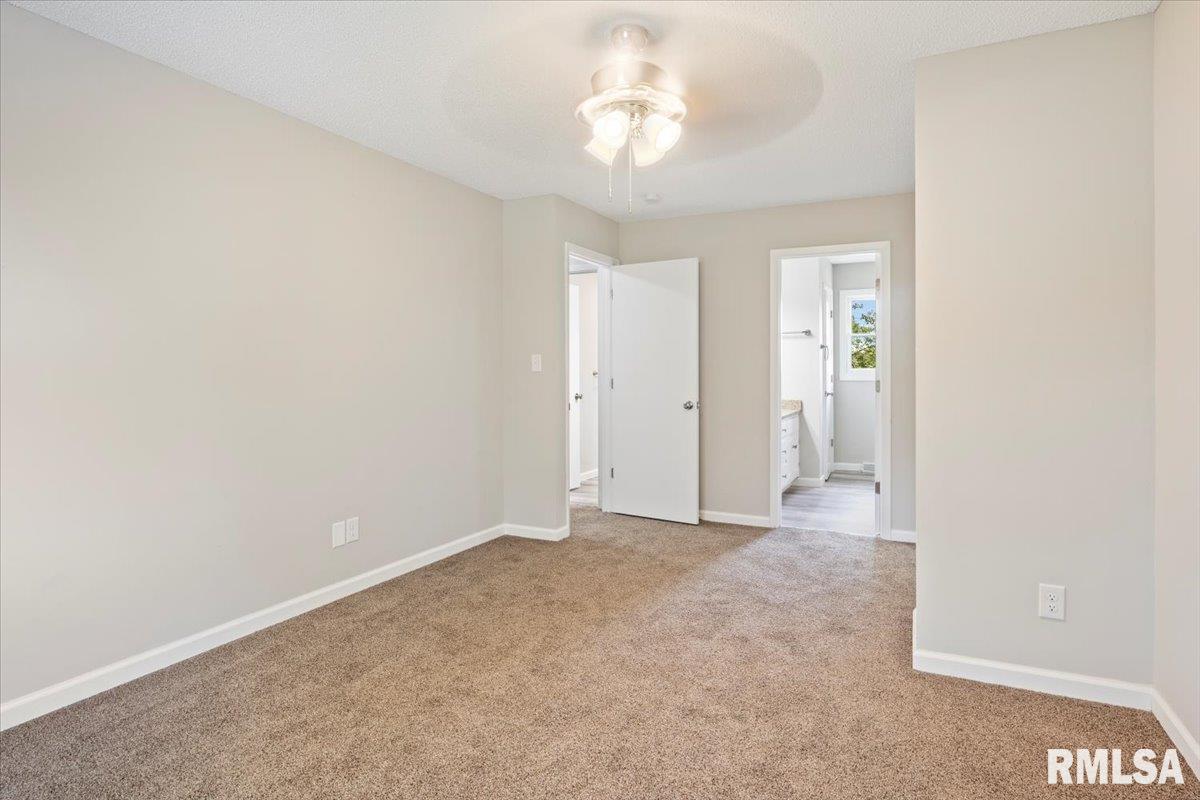 2409 Mayfair Road Springfield, IL 62703 - Photo 14 of 28