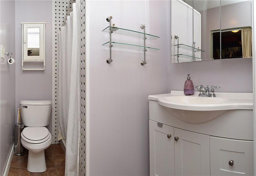 135 Hoss Road Indianapolis, IN 46217 - Photo 16 of 30 Gallery Image 16