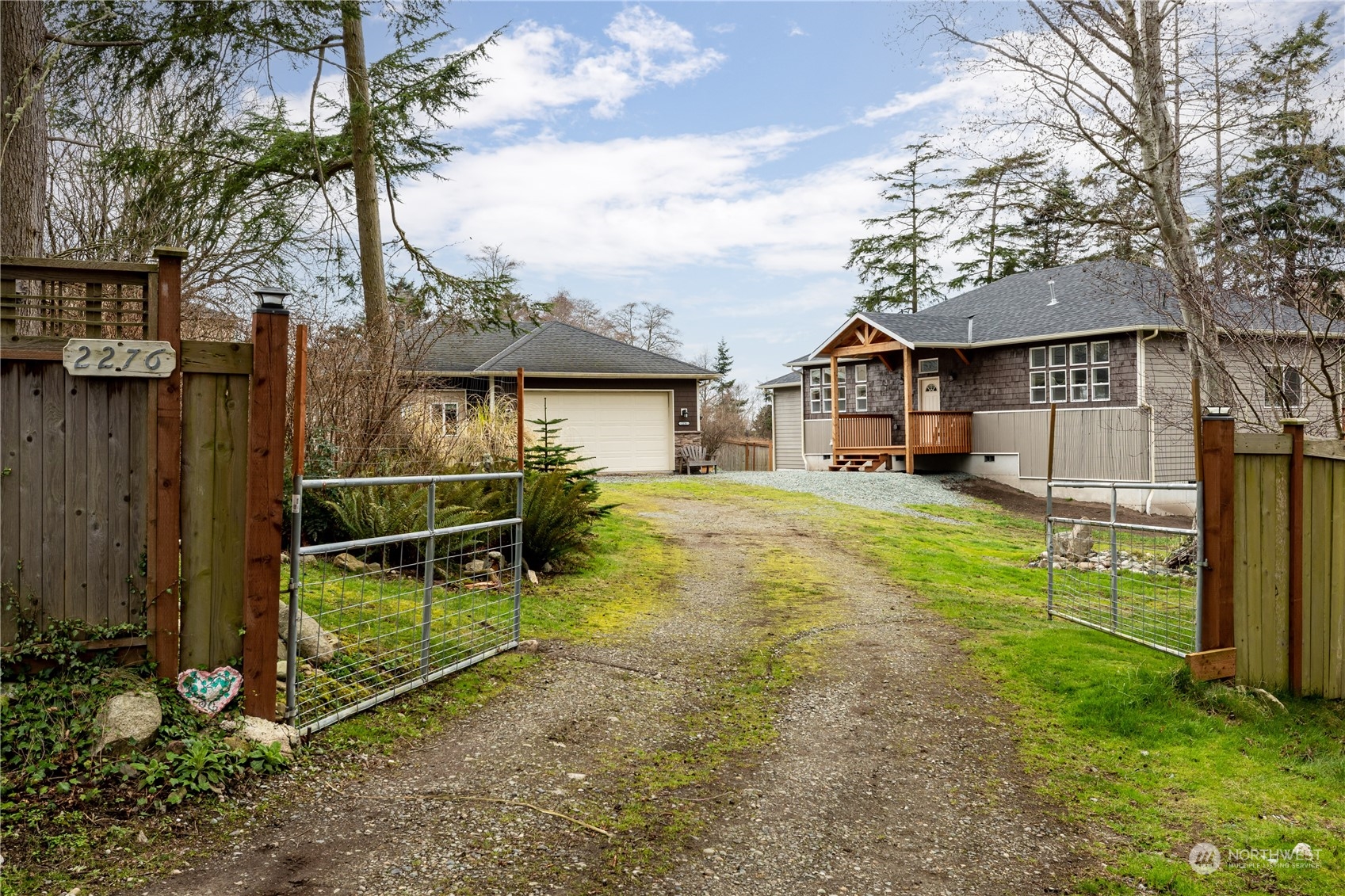 2276 Williams Road Oak Harbor, WA 98277 - Photo 3 of 30 Gallery Image 3