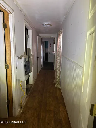 $450 | 215 Ave G, Greenwood, MS 38930