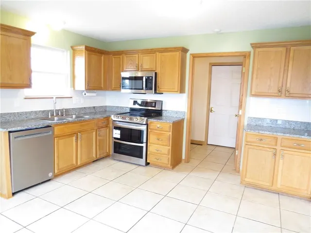 $320,000 | 301 Northeast 103rd Street, Kansas City, MO 64155