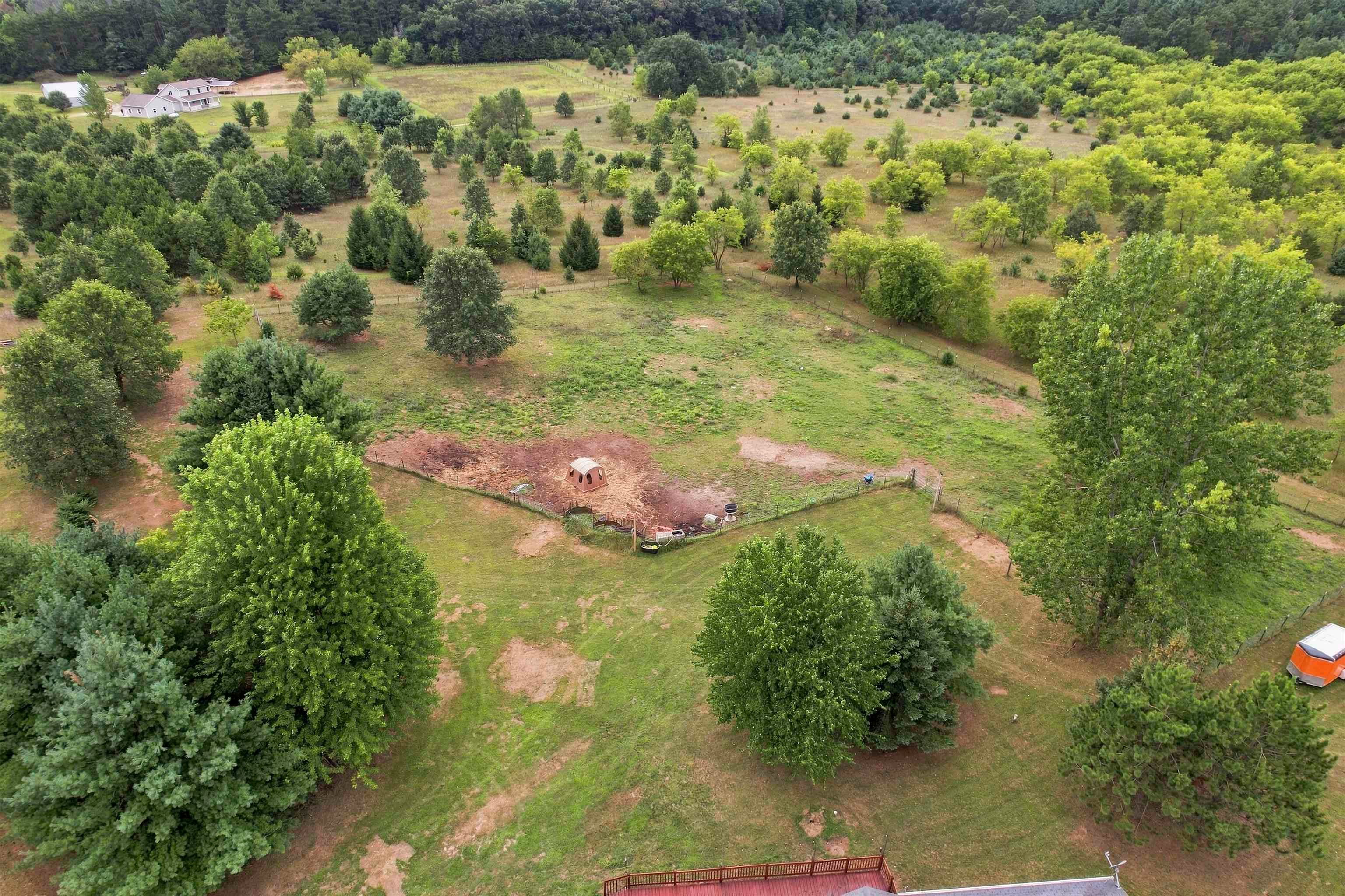 N485 E Road Waupaca, WI 54981 - Photo 20 of 49 Gallery Image 20