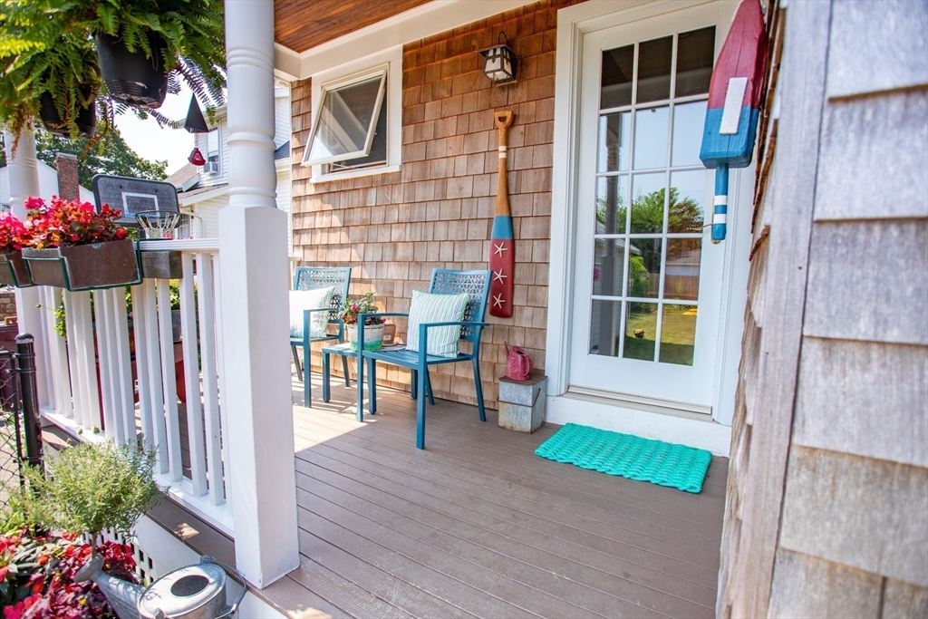 52 Wachusett Road Weymouth, MA 02191 - Photo 8 of 41