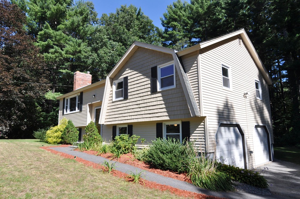 7 Blue Ridge Road Westford, MA 01886 - Photo 2 of 18 Gallery Image 2