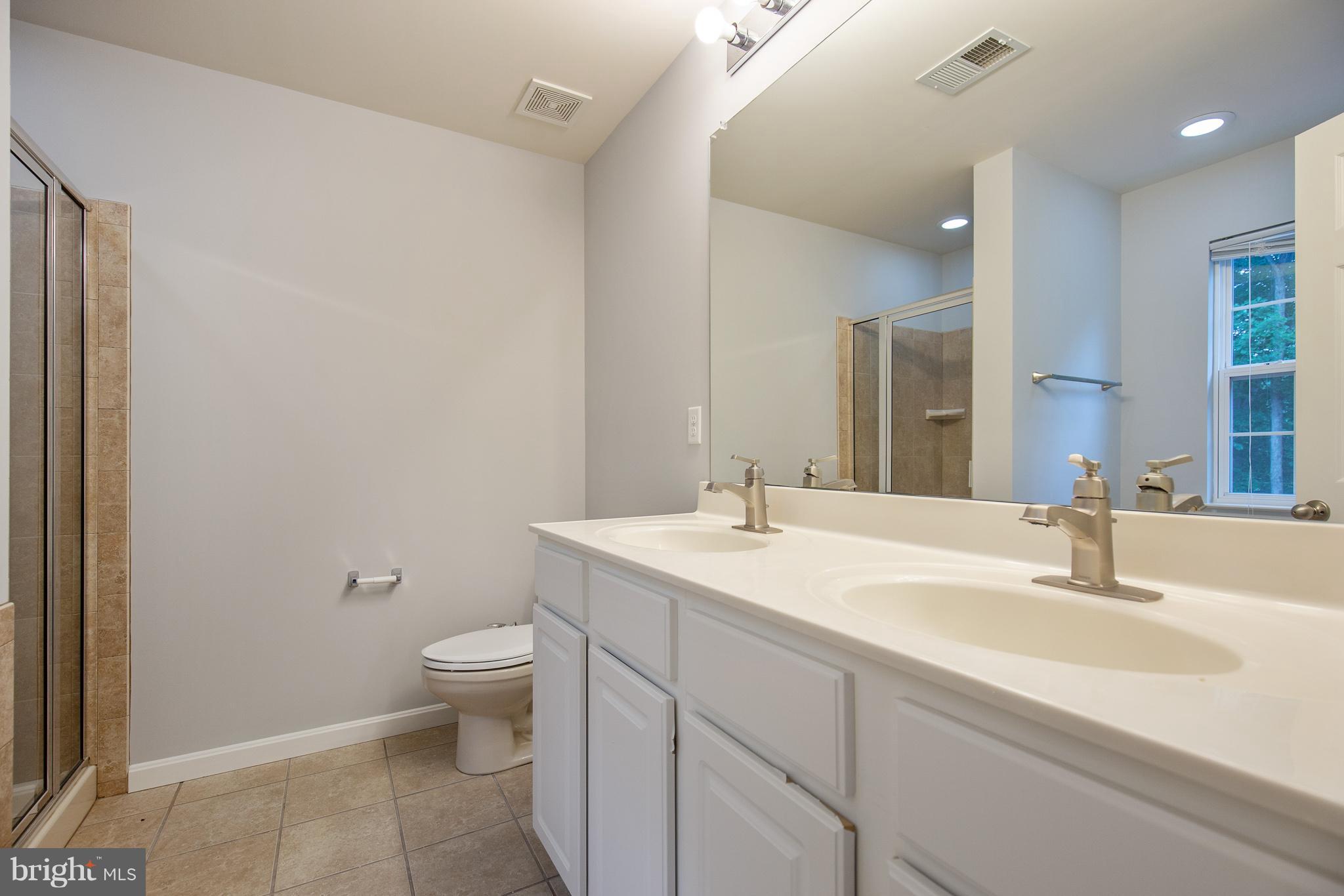3507 Spring Road Laurel, MD 20724 - Photo 21 of 30 Upper Level Full Bath