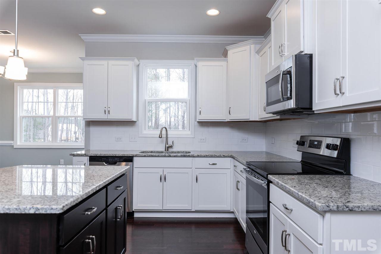 110 Ravencliff Ridge Garner, NC 27529 - Photo 12 of 25 Gallery Image 12