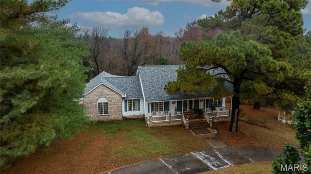 $399,900 | 18049 Thomas Drive, Dexter, MO 63841