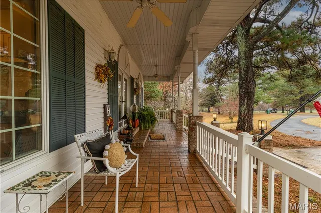 $399,900 | 18049 Thomas Drive, Dexter, MO 63841