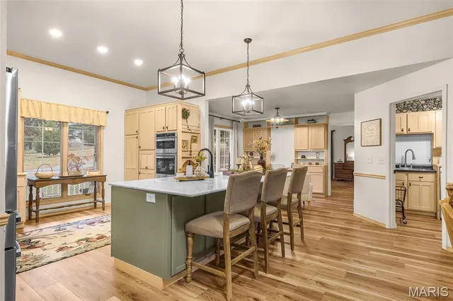 $399,900 | 18049 Thomas Drive, Dexter, MO 63841