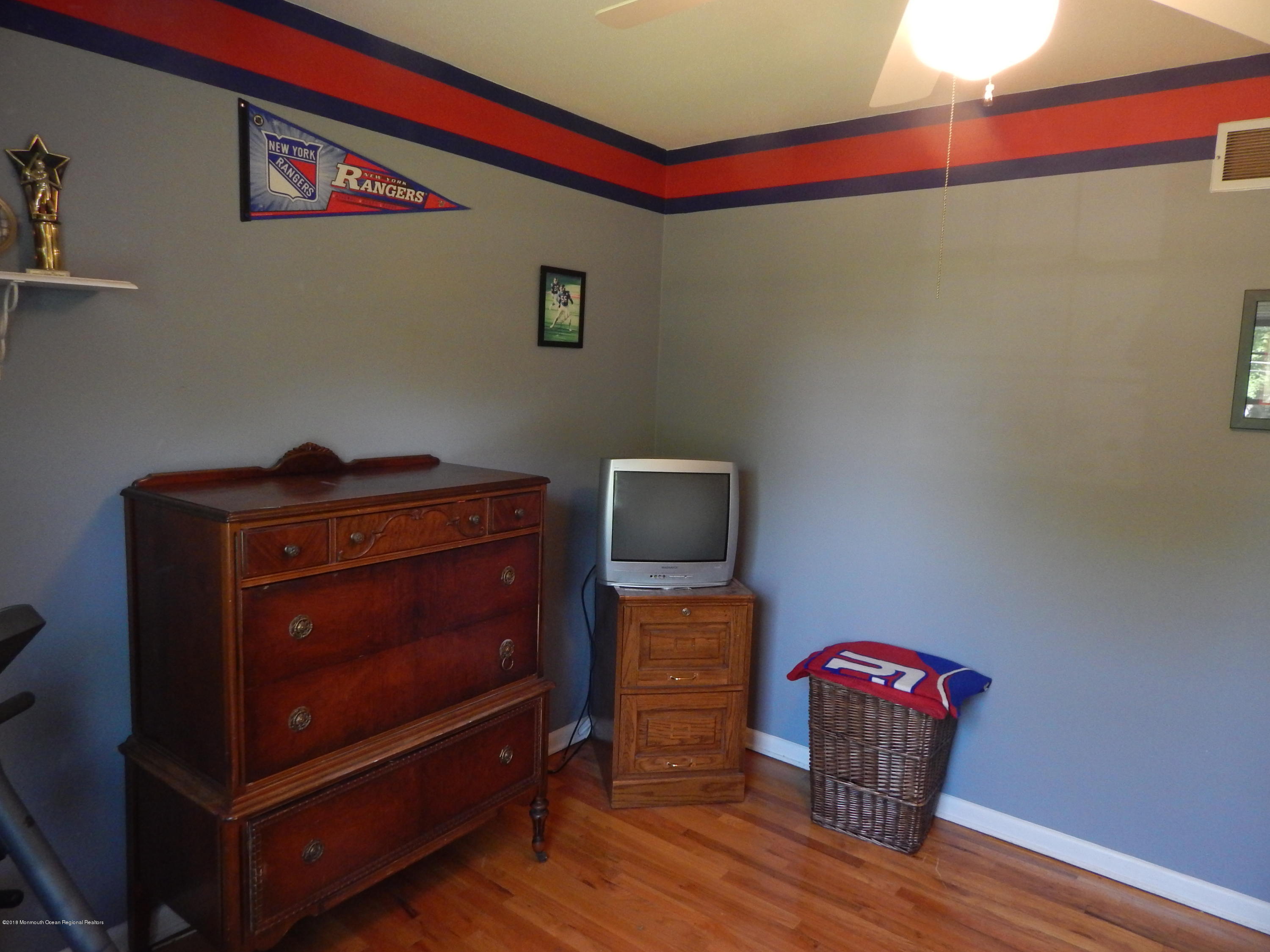 30 Hall Road Freehold, NJ 07728 - Photo 22 of 36 DSCN3380