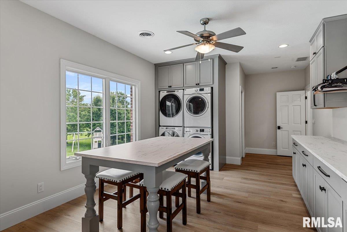 3404 Embassy Drive Springfield, IL 62711 - Photo 27 of 57