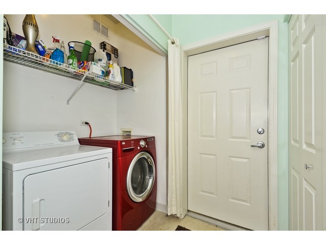 2150 North Racine Avenue, Unit G Chicago, IL 60614 - Photo 14 of 15