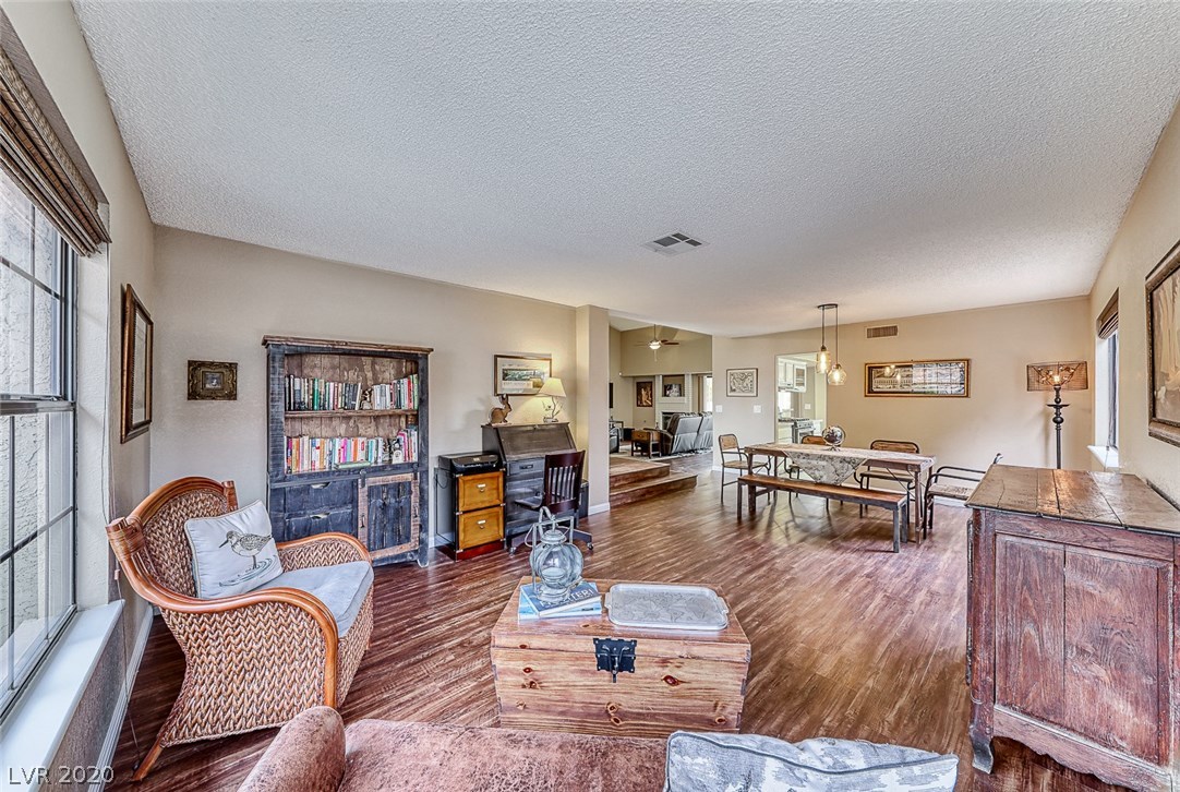 382 Rushing Creek Court Henderson, NV 89014 - Photo 12 of 45 Gallery Image 12