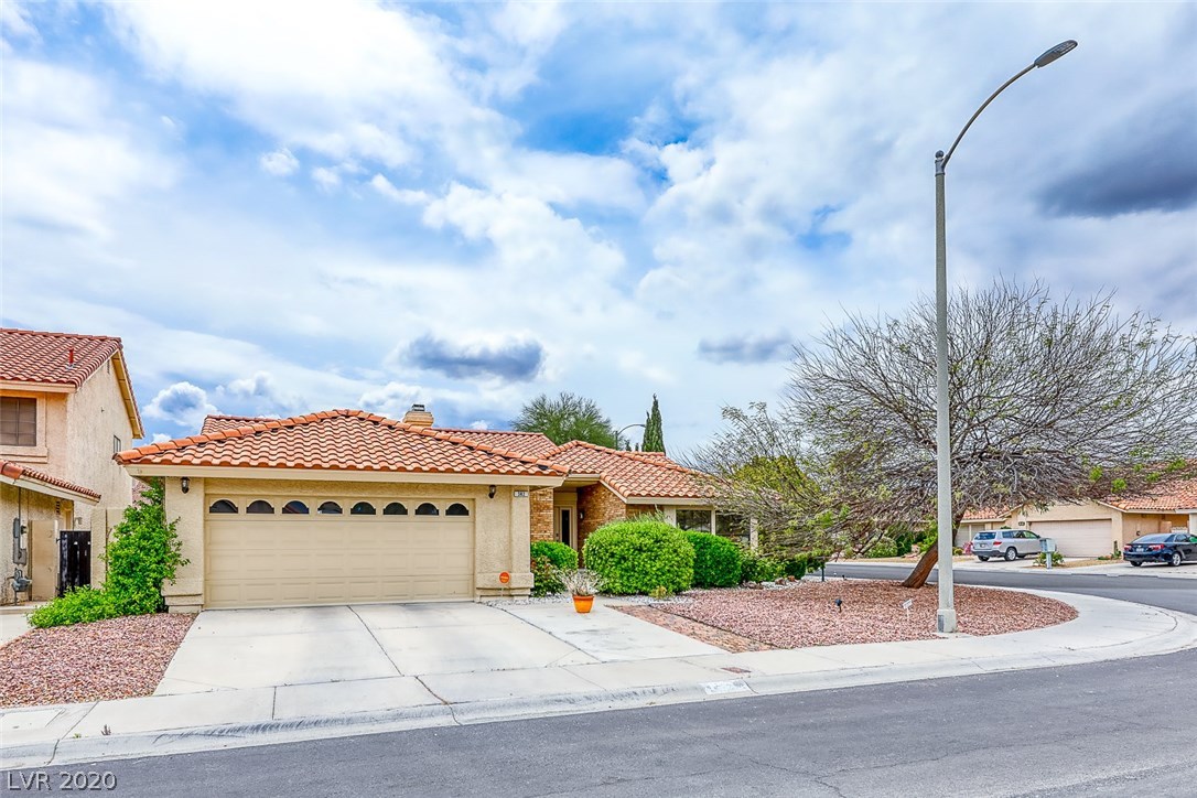 382 Rushing Creek Court Henderson, NV 89014 - Photo 2 of 45 Gallery Image 2