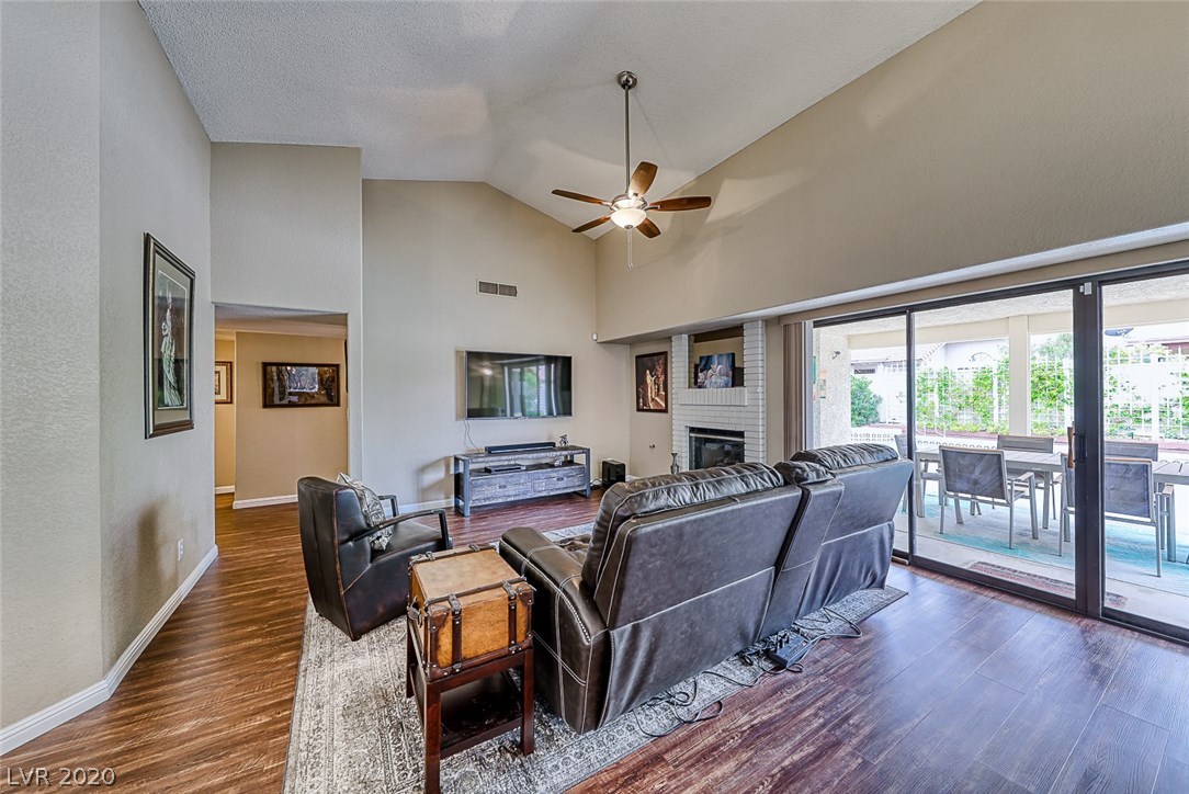 382 Rushing Creek Court Henderson, NV 89014 - Photo 25 of 45 Gallery Image 25
