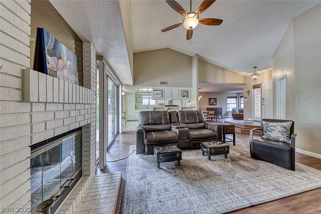 382 Rushing Creek Court Henderson, NV 89014 - Photo 27 of 45 Gallery Image 27