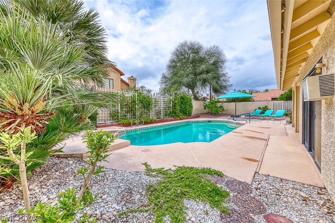 382 Rushing Creek Court Henderson, NV 89014 - Photo 41 of 45 Gallery Image 41