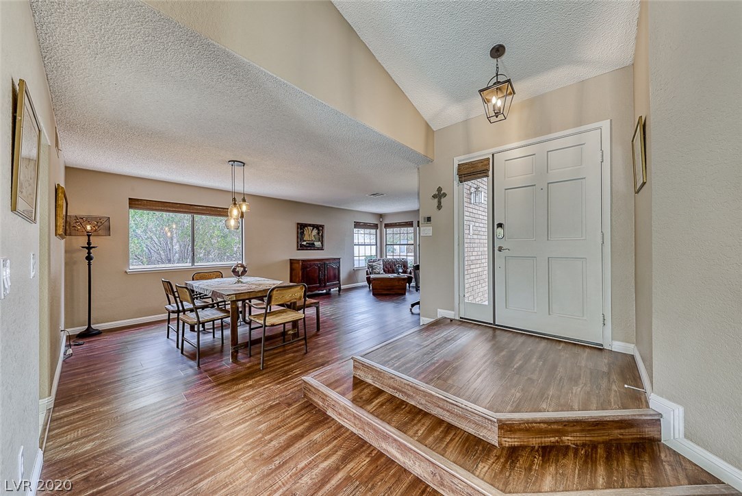 382 Rushing Creek Court Henderson, NV 89014 - Photo 10 of 45 Gallery Image 10