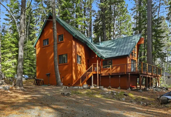 $925,000 | 50856 White Fir Terrace, Soda Springs, CA 95728