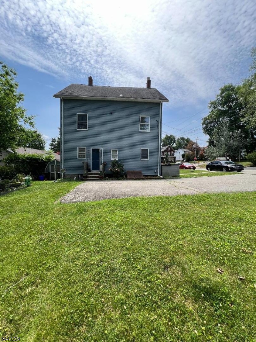 72 Kiel Avenue Butler, NJ 07405 - Photo 3 of 4