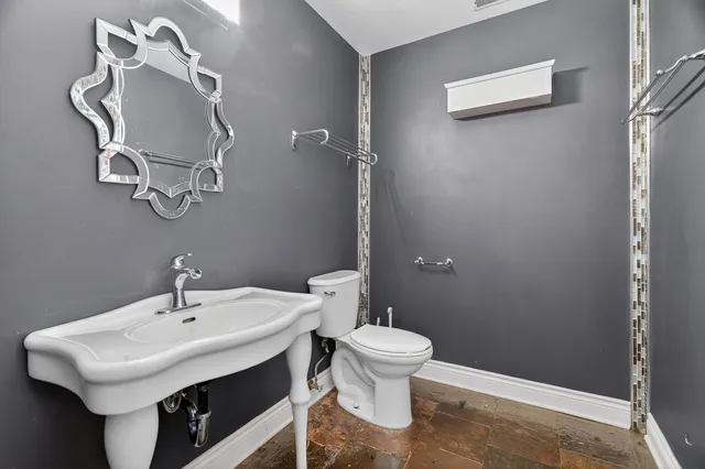 $289,900 | 3015 140th Place, Blue Island, IL 60406