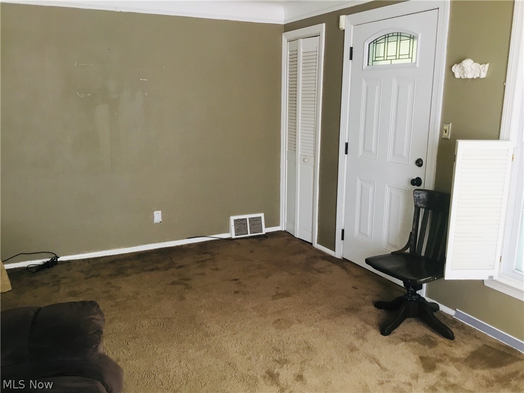13204 Carpenter Road Garfield Heights, OH 44125 - Photo 2 of 17