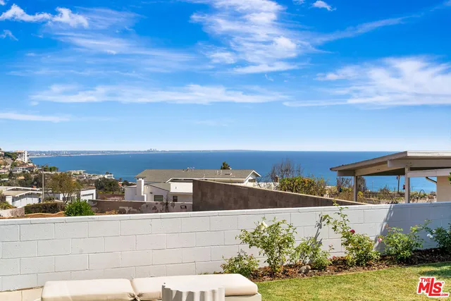 $3,200,000 | 3631 Surfwood Road, Malibu, CA 90265