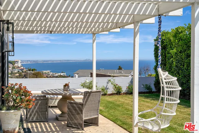 $3,200,000 | 3631 Surfwood Road, Malibu, CA 90265