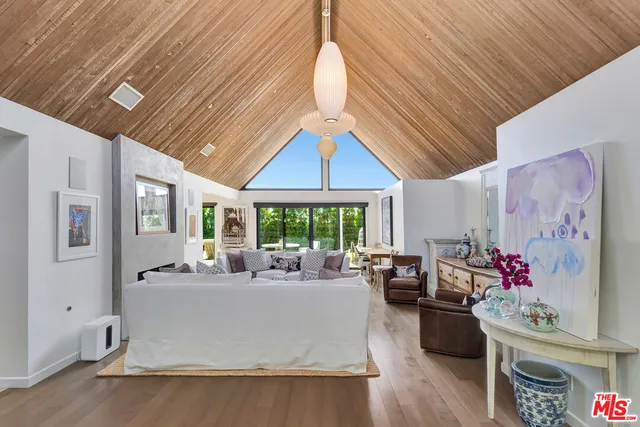 $3,200,000 | 3631 Surfwood Road, Malibu, CA 90265