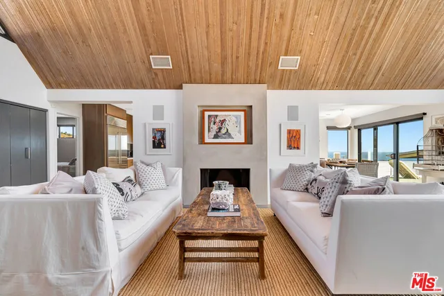 $3,200,000 | 3631 Surfwood Road, Malibu, CA 90265