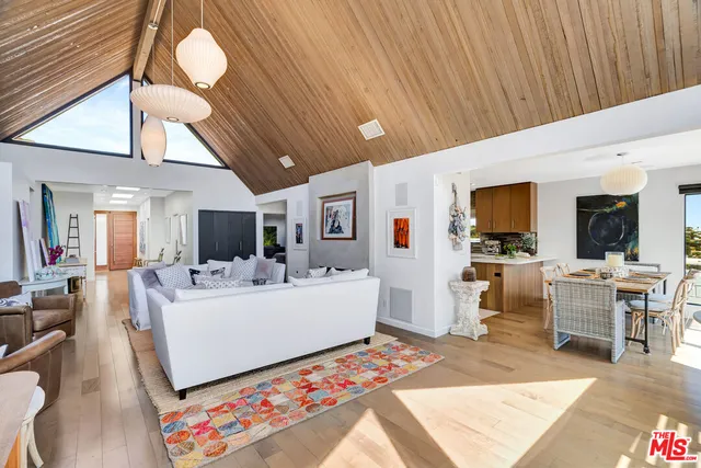 $3,200,000 | 3631 Surfwood Road, Malibu, CA 90265