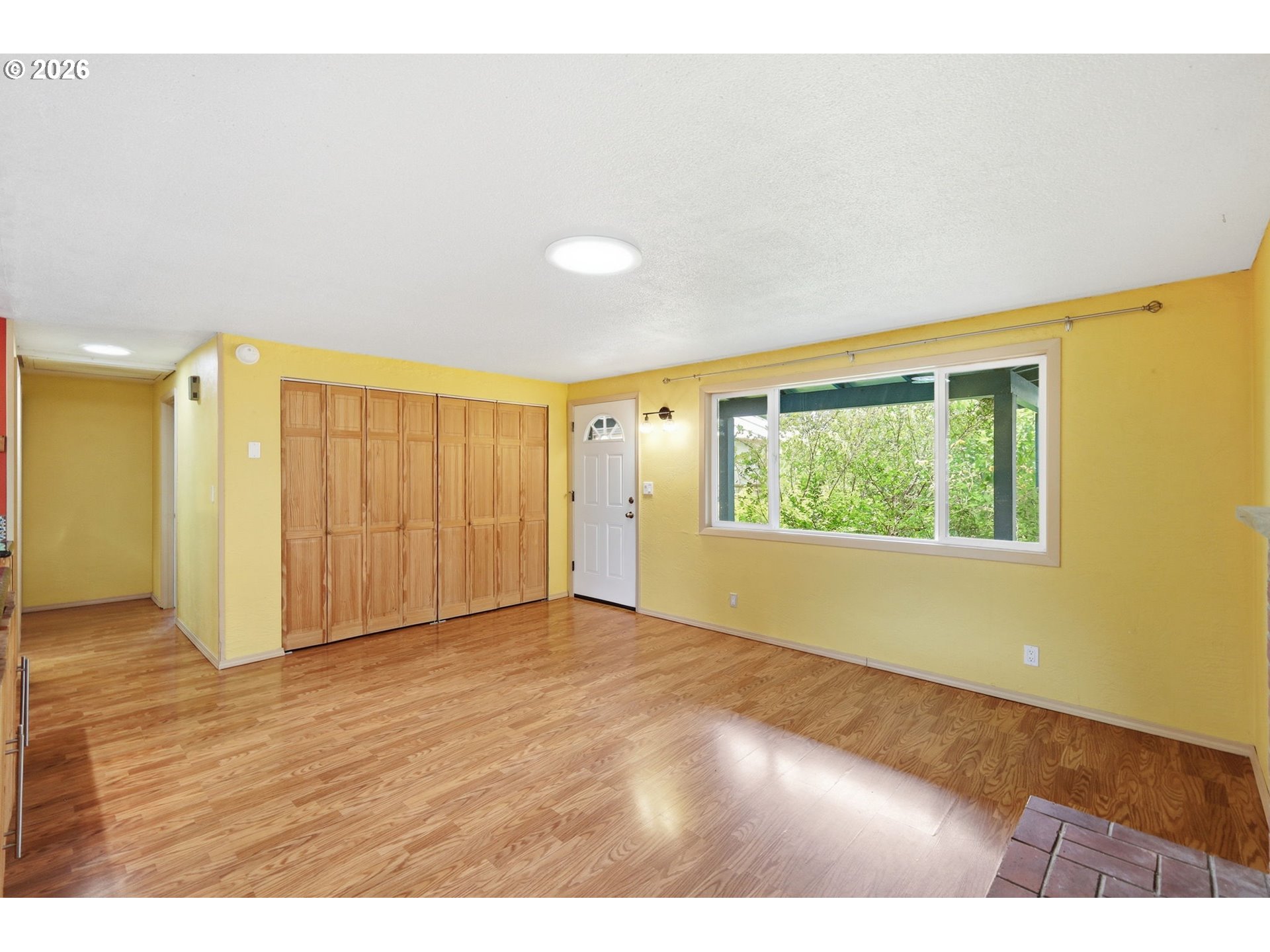 3987 Andover Street Eugene, OR 97404 - Photo 5 of 43 Living Room
