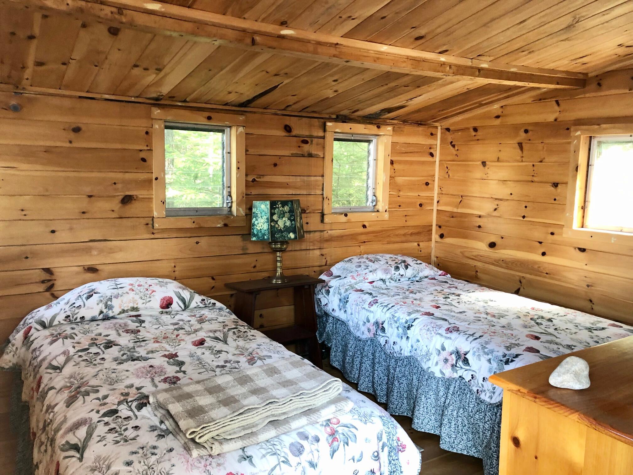 27-32 Petit Point Milbridge, ME 04658 - Photo 22 of 35 19_guest_cottage_interior