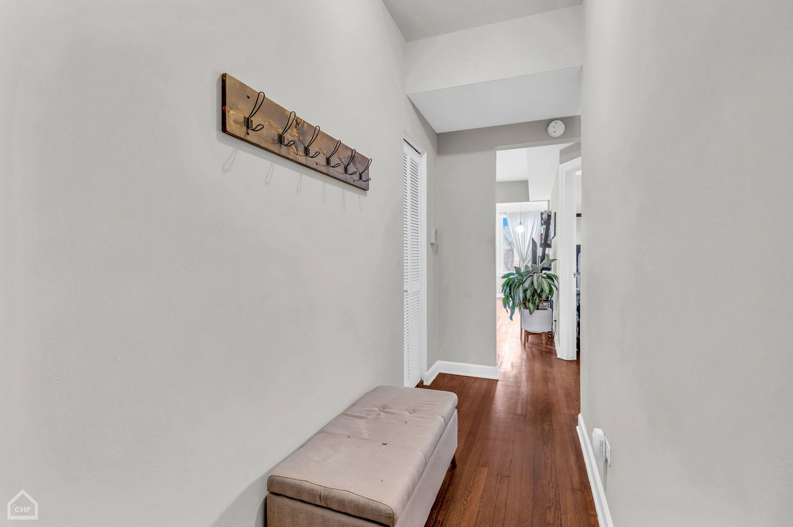 5739 North Ridge Avenue, Unit 3W Chicago, IL 60660 - Photo 13 of 17 Gallery Image 13