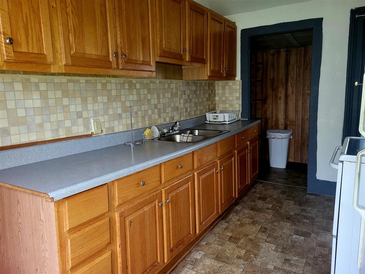 204 West Delaware Street Decatur, MI 49045 - Photo 9 of 13 Gallery Image 9