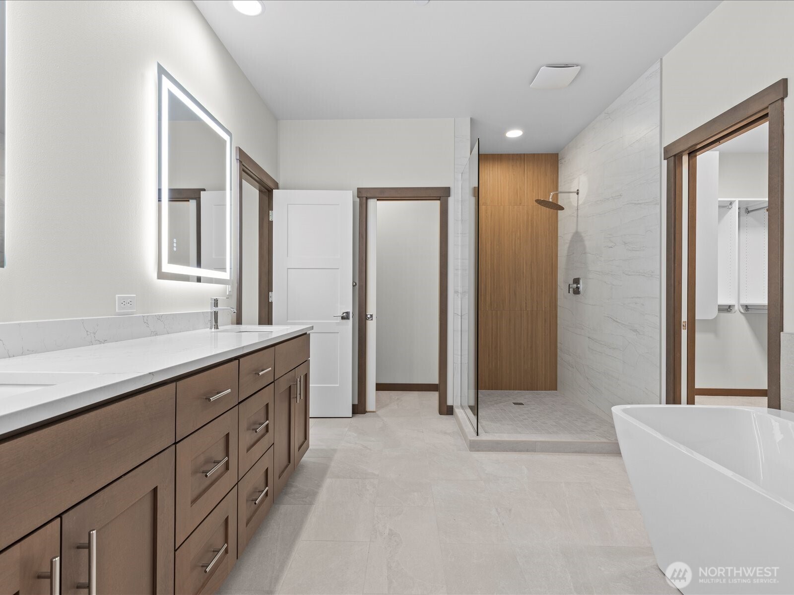 9207 Northeast 175th Street, Unit B Bothell, WA 98011 - Photo 21 of 35