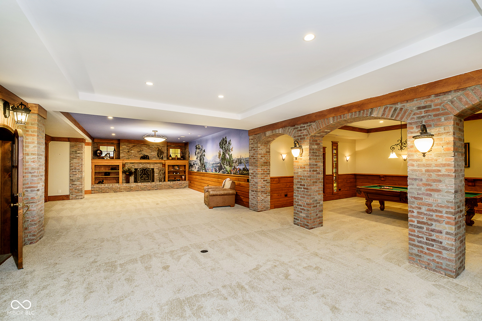 8358 Hidden Point Drive Indianapolis, IN 46256 - Photo 15 of 41