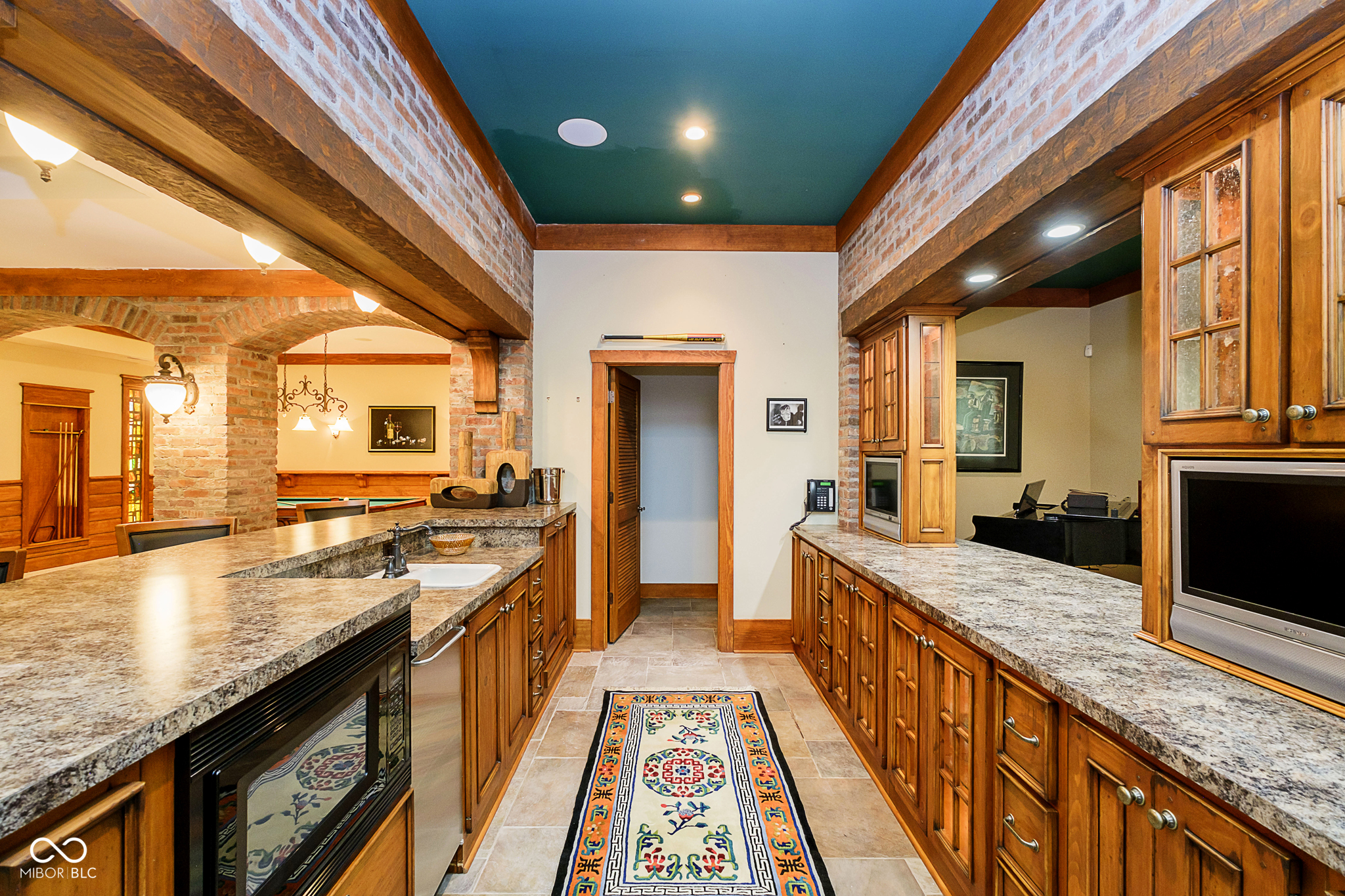 8358 Hidden Point Drive Indianapolis, IN 46256 - Photo 19 of 41