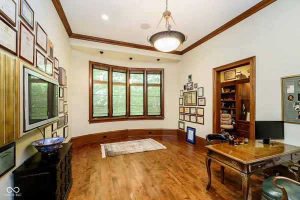 $1,899,000 | 8358 Hidden Point Drive, Indianapolis, IN 46256