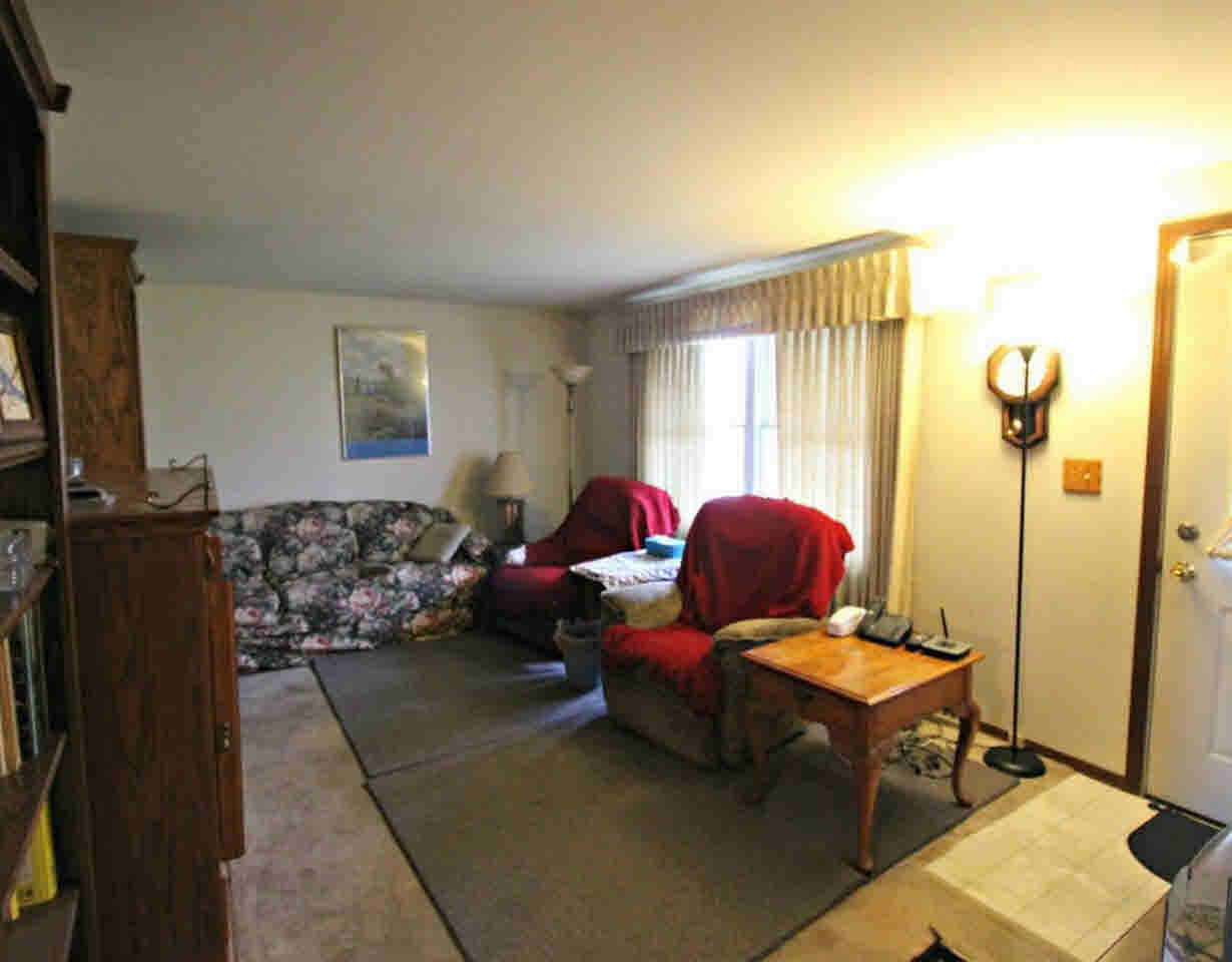 8230 Potter Road Flushing, MI 48433 - Photo 3 of 19 21269328-2.JPG