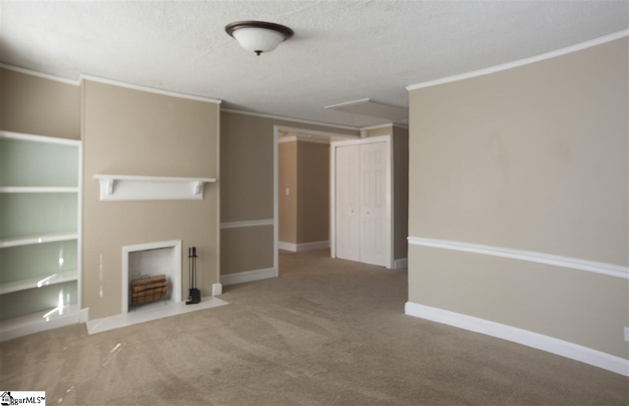 203 West Faris Road Greenville, SC 29605 - Photo 11 of 36 Gallery Image 11