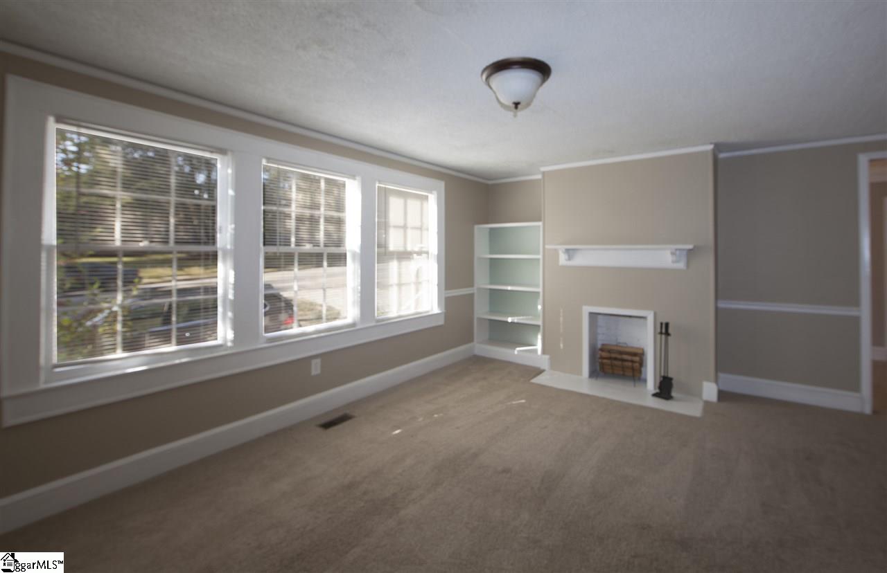 203 West Faris Road Greenville, SC 29605 - Photo 10 of 36 Gallery Image 10