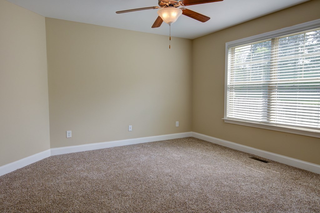 4015 Blue Springs Road Southeast Cleveland, TN 37311 - Photo 17 of 31 Gallery Image 17