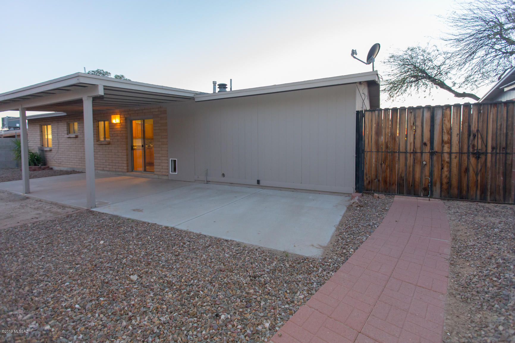 7542 North Rae Avenue Tucson, AZ 85741 - Photo 6 of 7 Gallery Image 6
