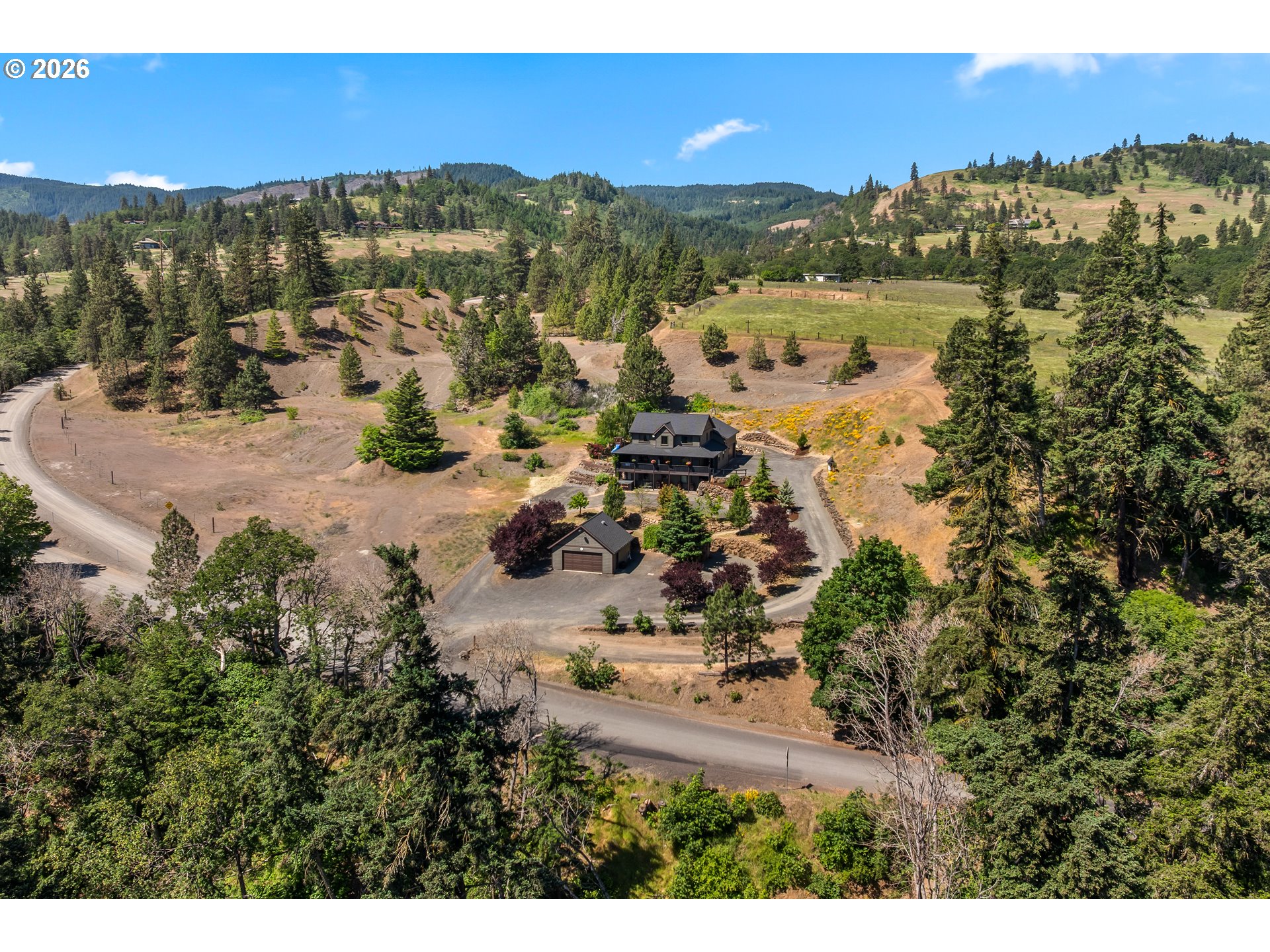 1717 Hood River Road Mosier, OR 97040 - Photo 43 of 47