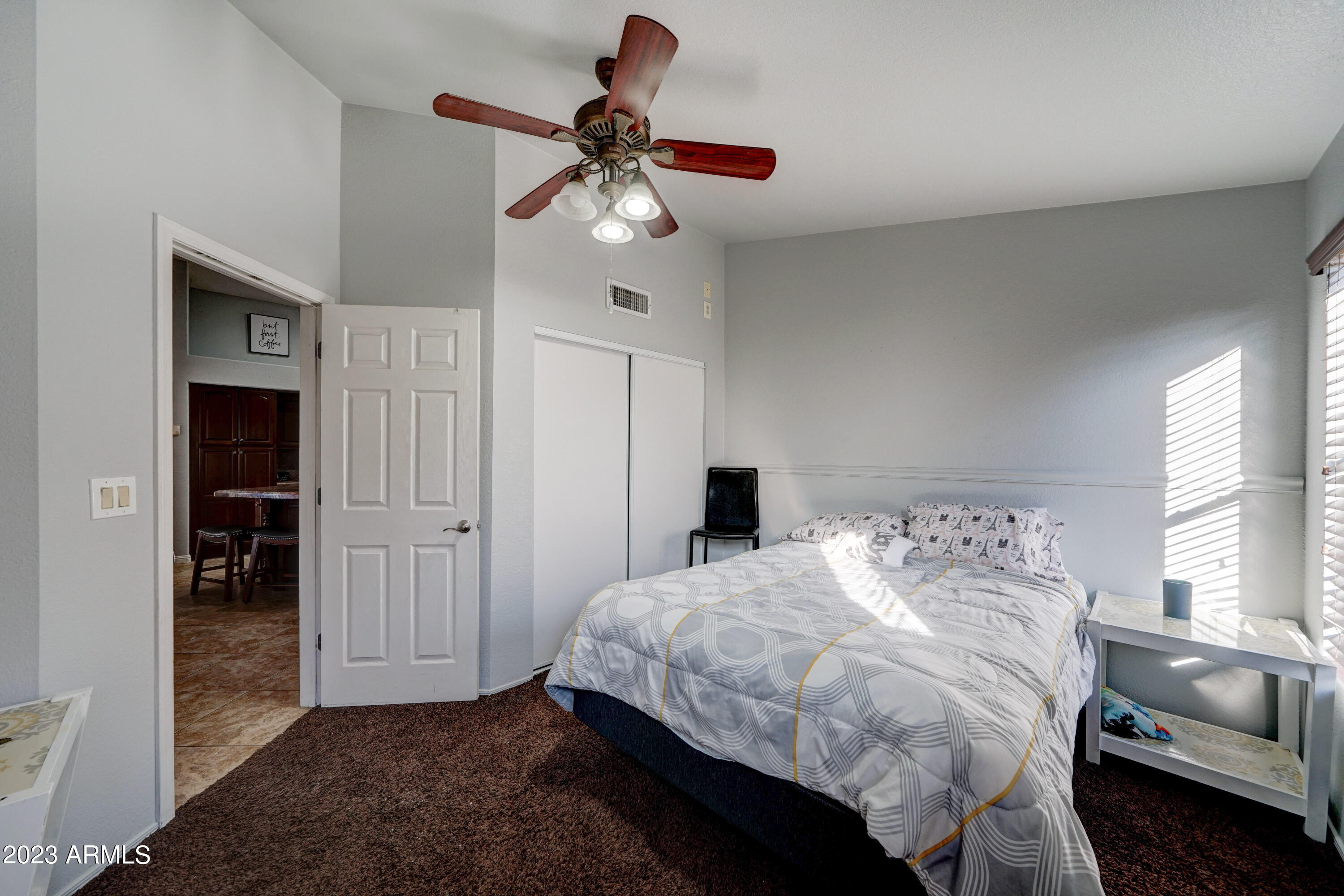 7657 West Calavar Road Peoria, AZ 85381 - Photo 14 of 32 7657 W Calavar-15