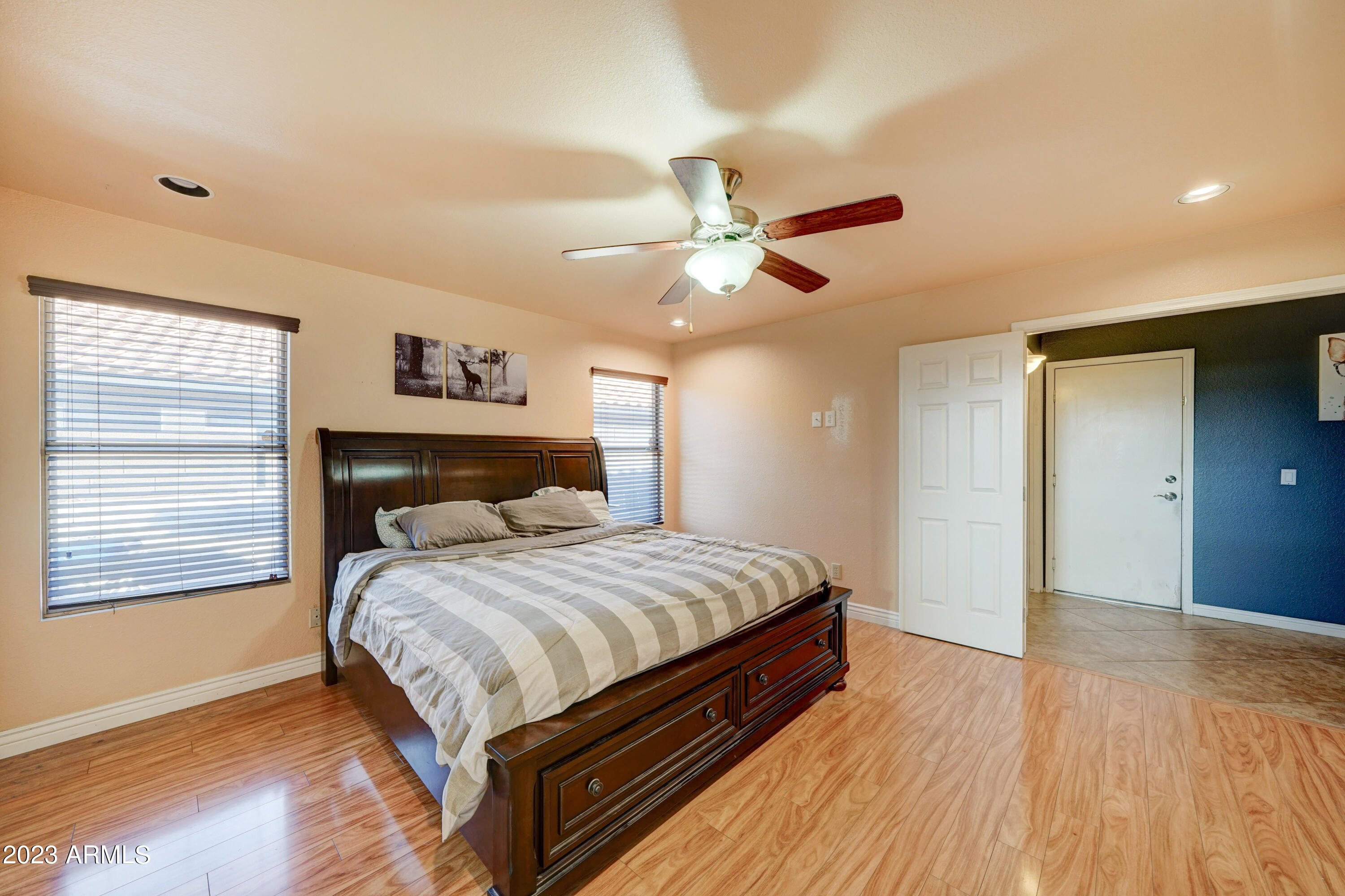 7657 West Calavar Road Peoria, AZ 85381 - Photo 21 of 32 7657 W Calavar-22