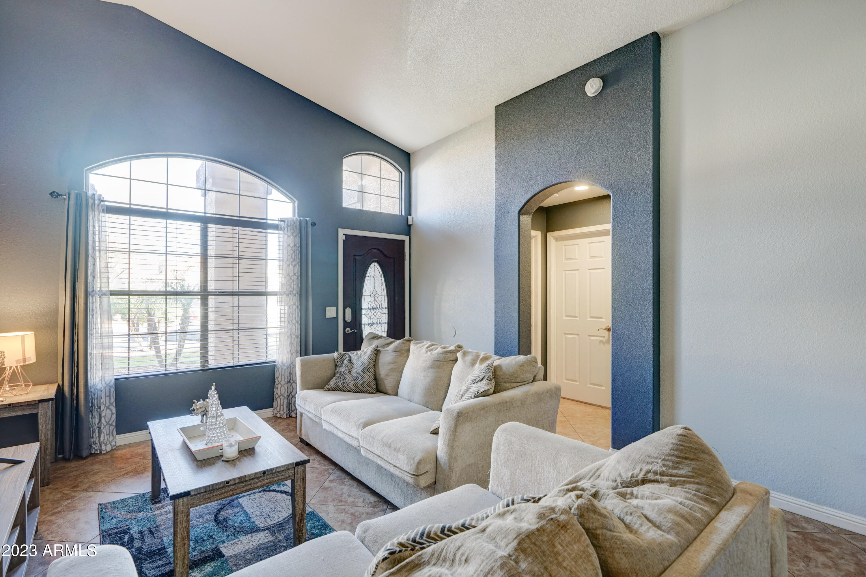 7657 West Calavar Road Peoria, AZ 85381 - Photo 3 of 32 7657 W Calavar-4