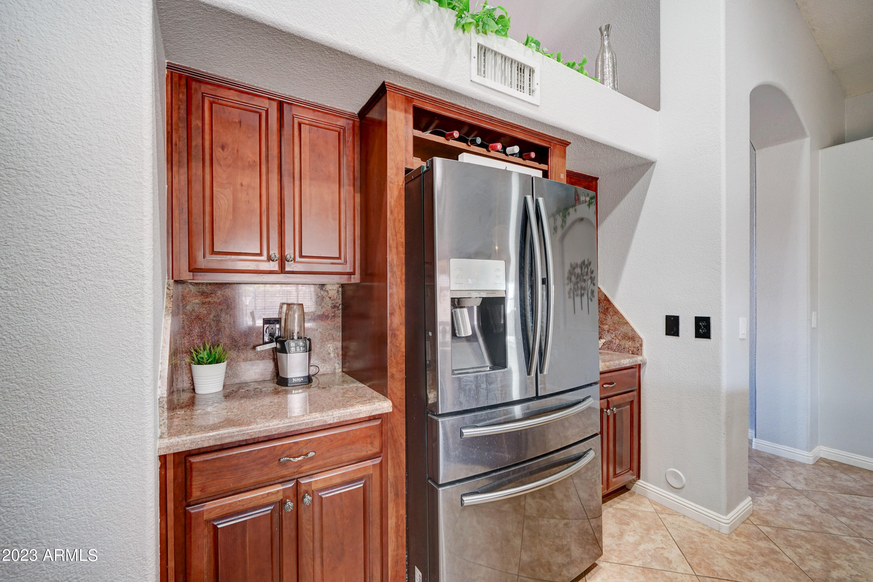 7657 West Calavar Road Peoria, AZ 85381 - Photo 8 of 32 7657 W Calavar-9