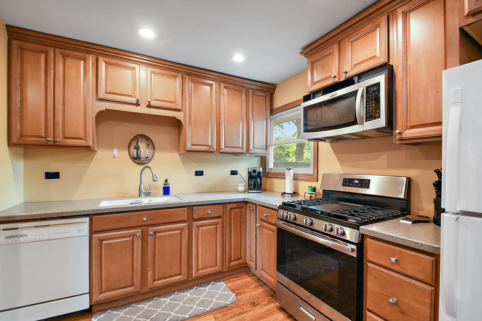 311 MacGregor Road Lockport, IL 60441 - Photo 7 of 18